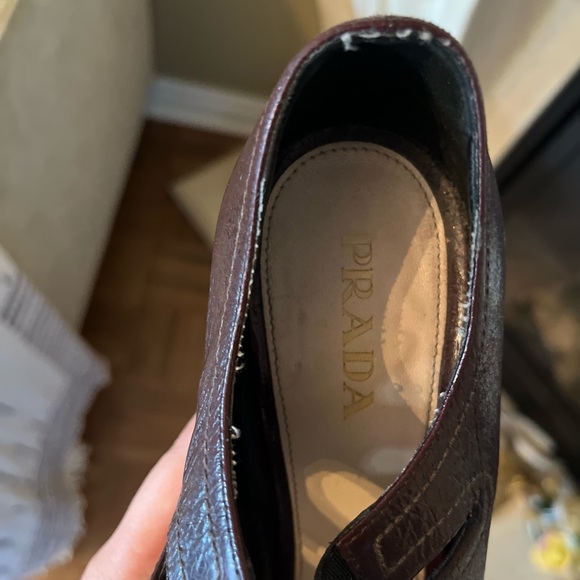 Prada authentic leather pumps - Picture 8 of 14